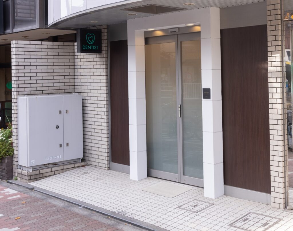大切なご自身の歯のために。「一人の歯科医師」と向き合いたいあなたへ